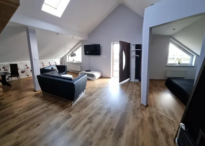 Portowa 7 Владыславово